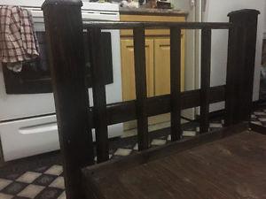 Solid wood toddlers bed
