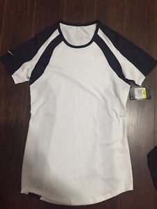Women's Nike top S - brand new with tags
