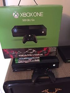 XBOX ONE 500GB used for one month!