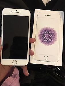 iPhone 6 16GB with Fido *Perfect condition
