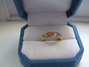 10 kt yellow gold multi coloured princess cut sapphire ring