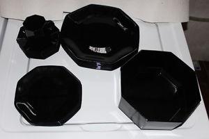 8 Piece Black Dish Set