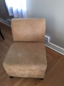 Accent chair with storage