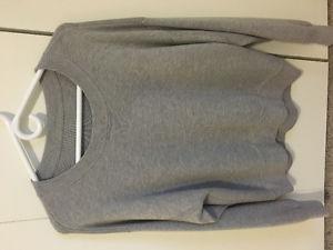 Aritzia light grey sweatshirt