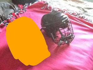 Bauer helmet with cage