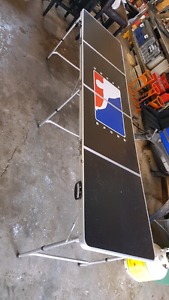 Beer pong table foldable