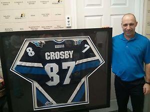 Crosby framed jersey