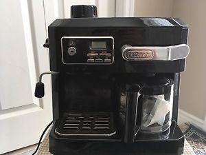 Expressing/ coffee machine