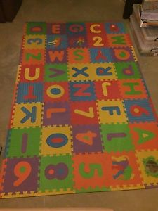 Foam Mat- Alphabet & Numbers