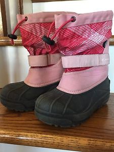 Girls Snow boots size 13