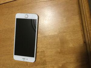 Iphone 6 plus 16gb gold no scratch on screen with bell