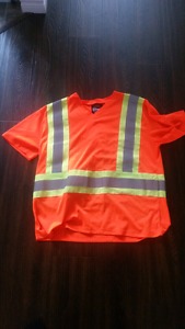 Men's Size Large Construction Safety Shirt