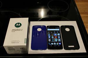 New Unlocked Black Motorola Z Play plus 2 cases
