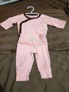 Newborn outfit with organics material almost new