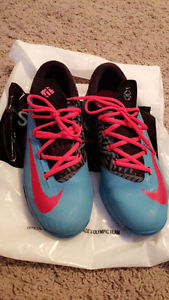 Nike KD basketball shoes