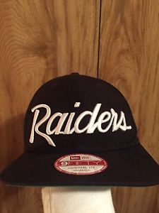 Oakland Raiders New Era Snapback Hat