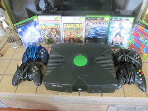 Original Xbox with Games and 4 controllers