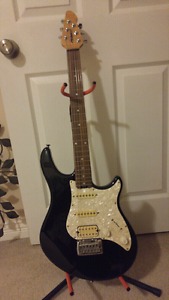 Peavey Predator plus guitar $160