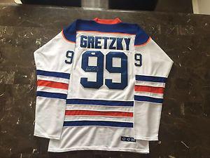 Signed Wayne Gretzky Jersey With COA