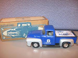 WIX New Holland 956 FOrd Pickup Diecast Coin Bank Truck