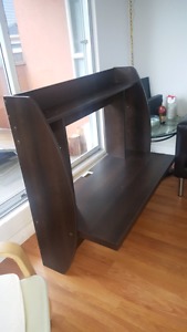 Wall mount desk