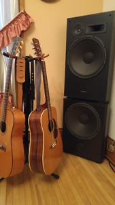 Wanted: Looking for home kenwood speakers