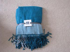 brand new distinctly home scarf for sale