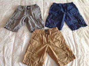17 piece of brand name very new boys clothing size 8-9 years