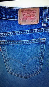 2 pairs of Mens 550 Levi Jeans never worn l
