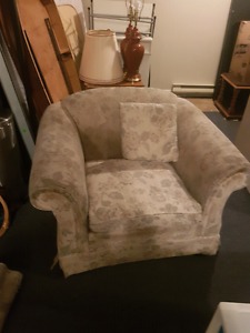 Chair With Cushion