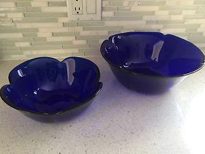 Cobalt blue nesting bowls