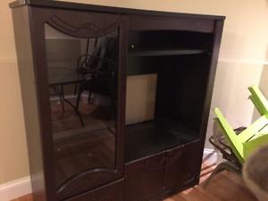 Free entertainment stand