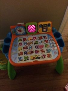 Great condition toddler learning table!