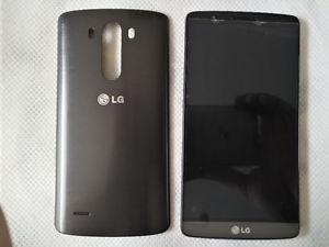 Koodo LG G3 with case, home charger, car charger.