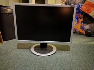 LG x LCD monitor