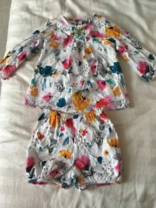 M&S Beautiful baby girl two part set