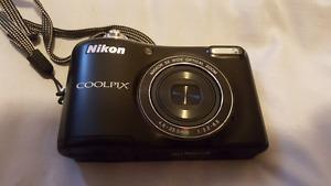 Nikon coolpix L30 digital camera