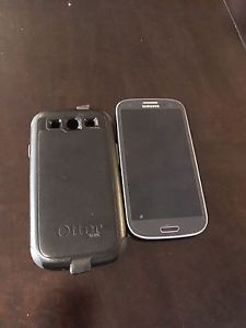 Samsung Galaxy SIII + Otter case