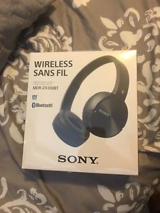 Sony wireless Bluetooth headphone