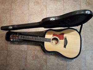 Taylor DN3 Acoustic Guitar and Case