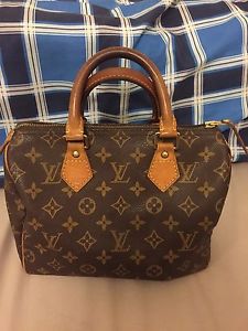Wanted: Authentic louis vuitton speedy 25