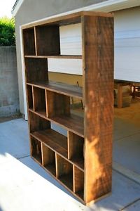 Wanted: IM LOOKING FOR YOUR LARGE UNWANTED BOOKCASE SHELFING