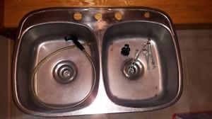 A double kitchen sink