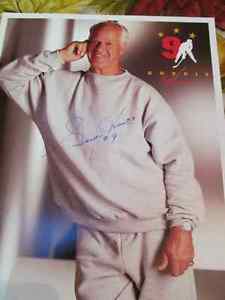 Autographed Picture of Gordie Howe