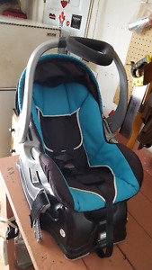 BABY TREND INFANT CAR SEAT