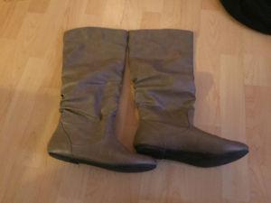 Brown boots size 8.5