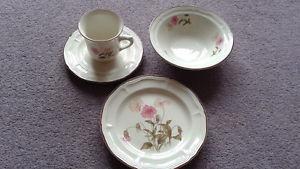 China - 20 Piece Set, Service for 4