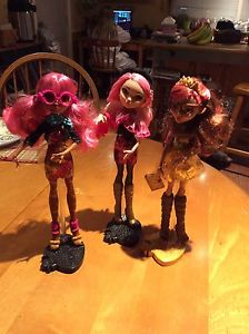 Ever After High dolls