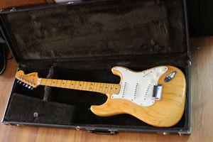  Fender Stratocaster