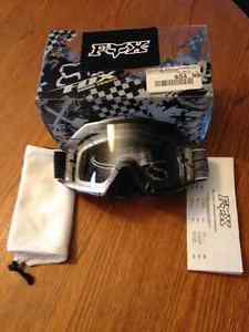 Fox Main Youth Goggles. Brand new in box